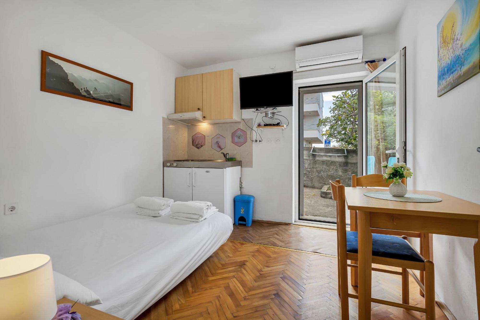 Studios Jakov Makarska Exterior foto